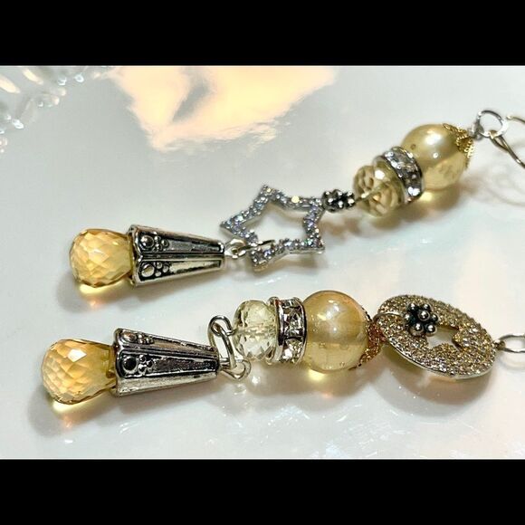 HANDCRAFTED one of a kind Bright Twinkling Earrings - Picture 5 of 8